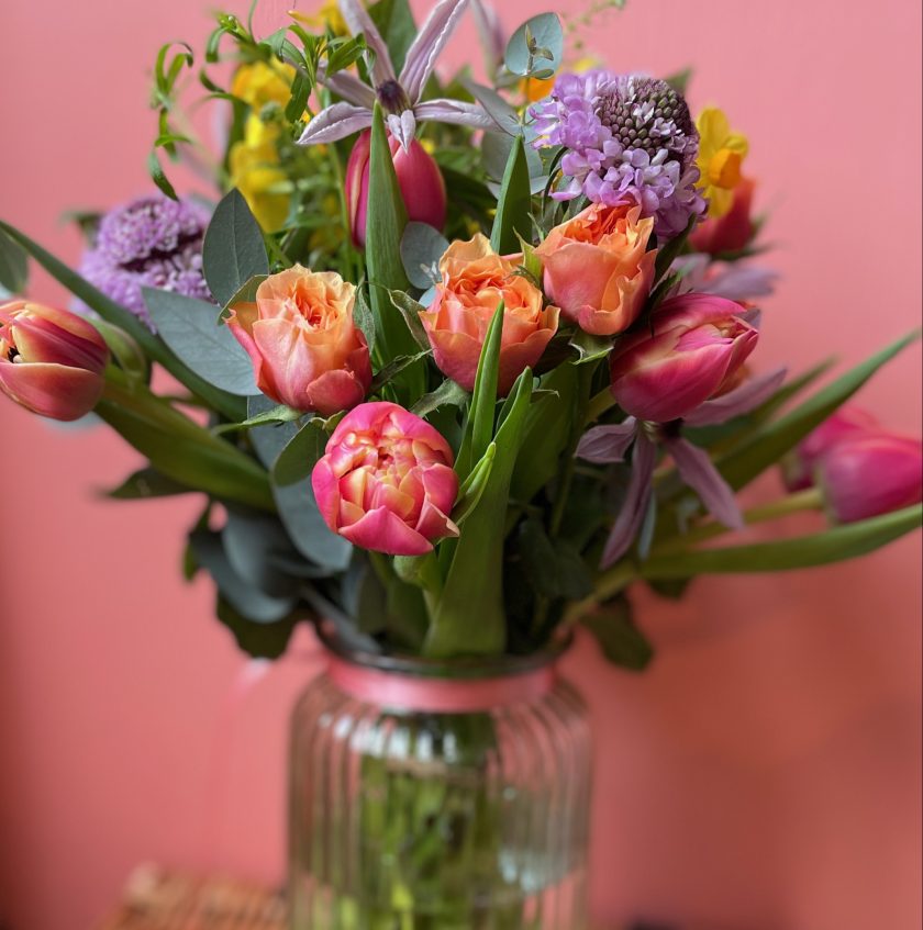 Bright vase
